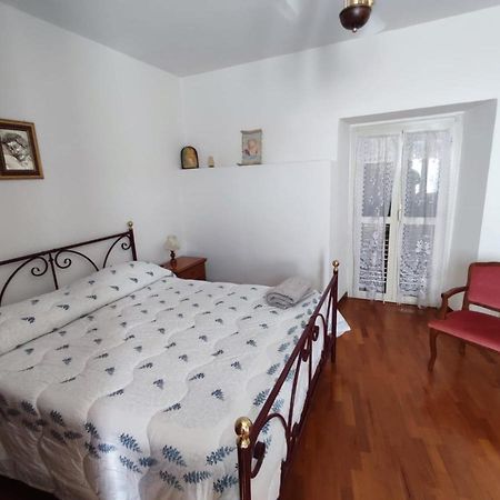 Casa Vacanza Nonna Maria Calvi dellʼ Umbria Exteriör bild