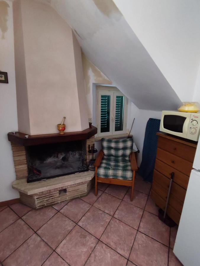 Casa Vacanza Nonna Maria Calvi dellʼ Umbria Exteriör bild